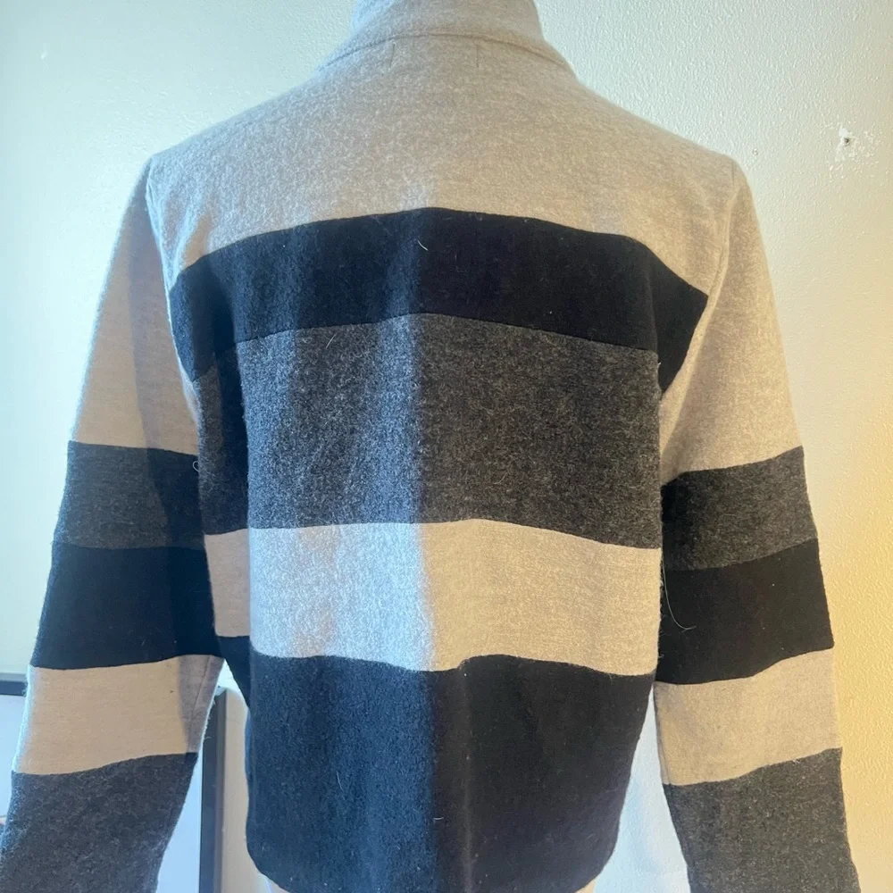 KARL LAGERFELD PARIS Colorblock Striped Jacket Size L Wool Mock neck‎